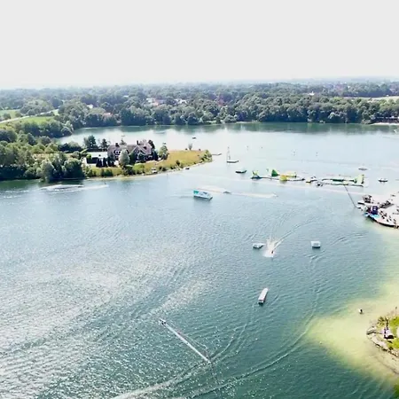 아파트 Im Erdgeschoss Mit Eingezaeunten Garten Und Terrasse *